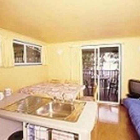 Lake Tinaroo Terraces Motel Ruang foto